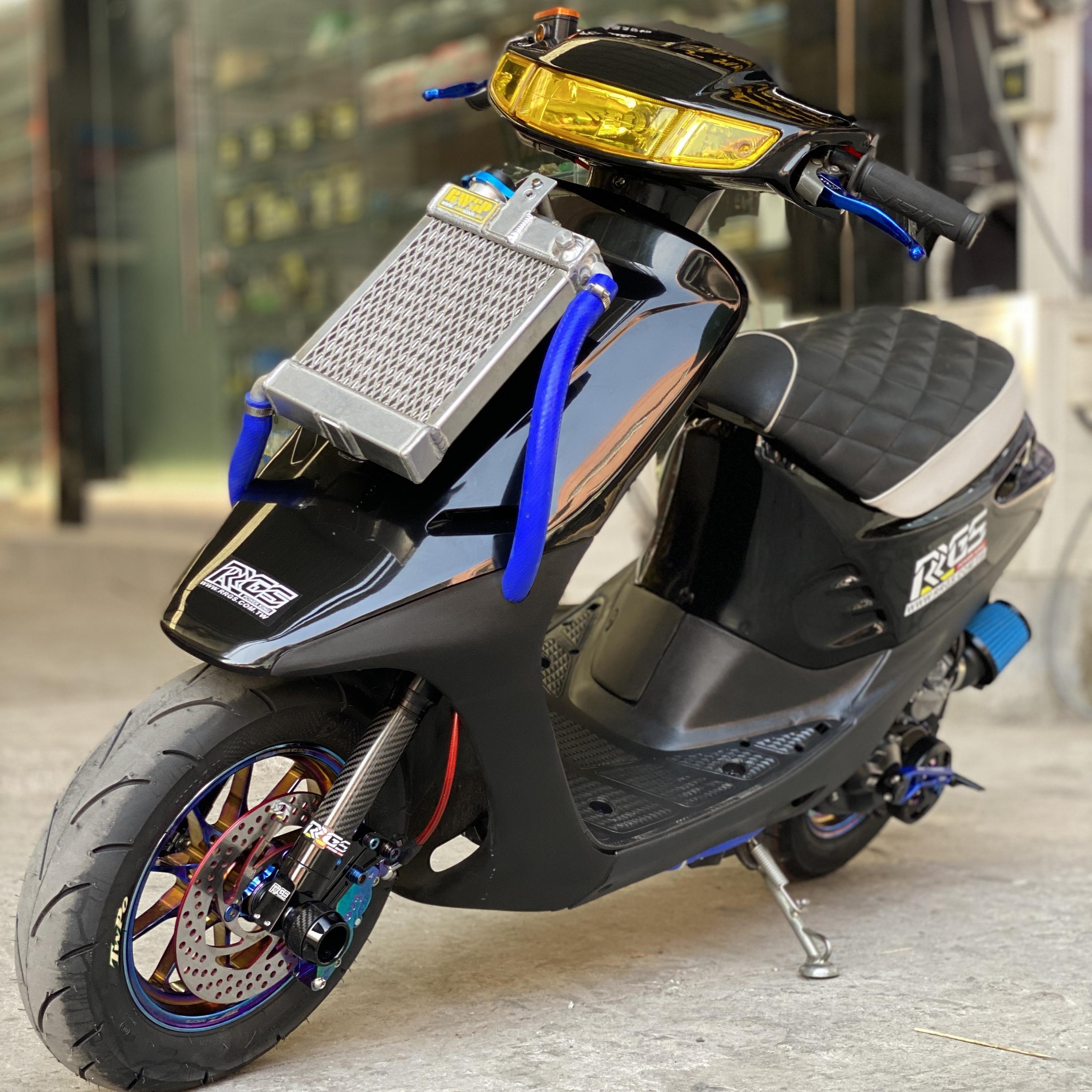 Scooter Honda DIO AF18 125cc water cooling BWSP special edition 