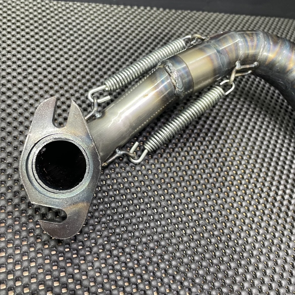 Exhaust pipe for Bws100 4VP V8 with carbon fiber tube - 4