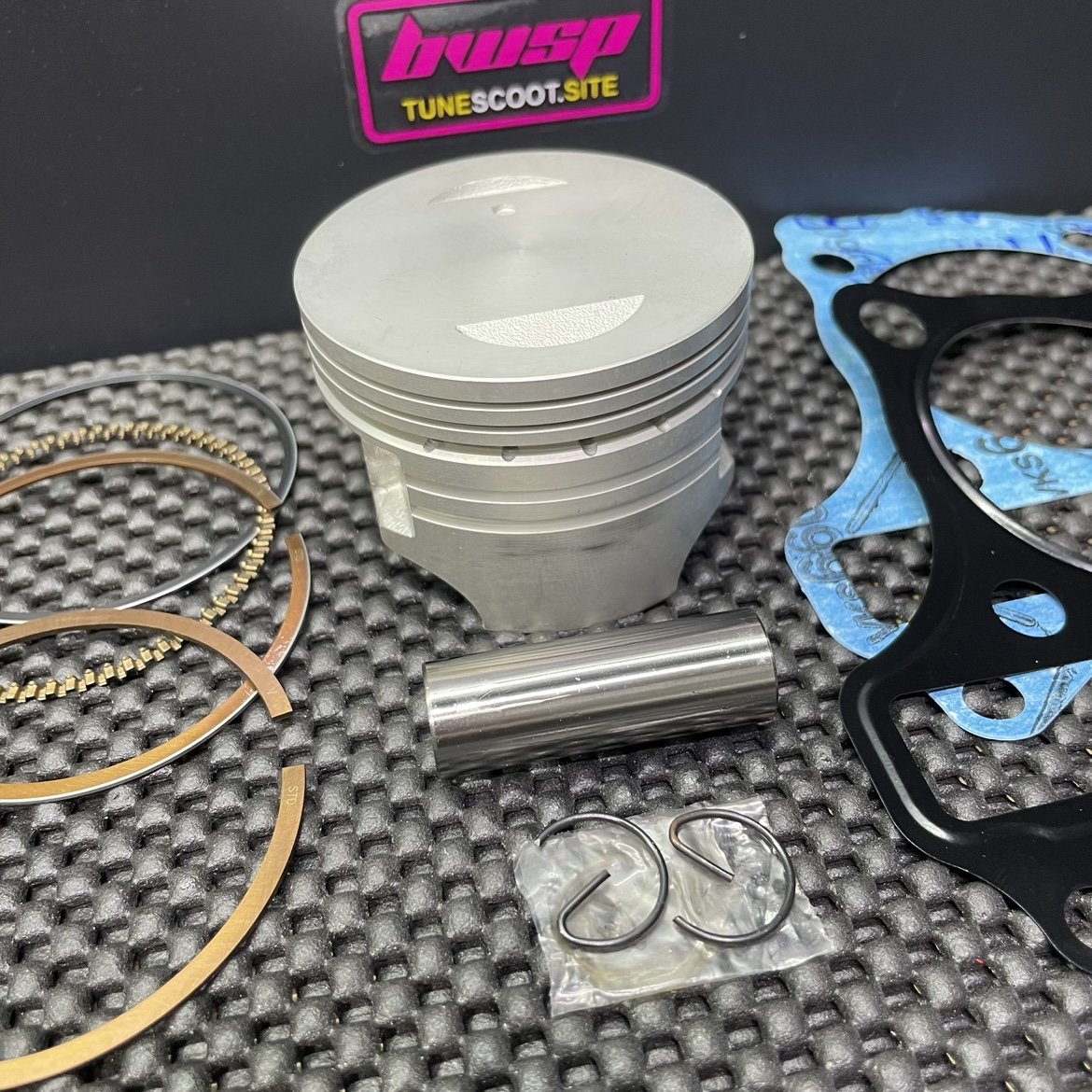 Piston kit 61mm for ADDRESS V125 with 14mm pin - 2